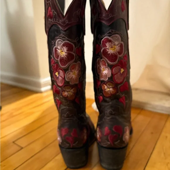 Old Gringo Burgundy and Dark Brown Embroidered Heeled Boots - Picture 5 of 9